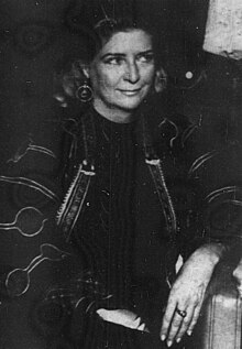 carolyn-kizer