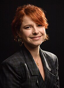 jessie-buckley