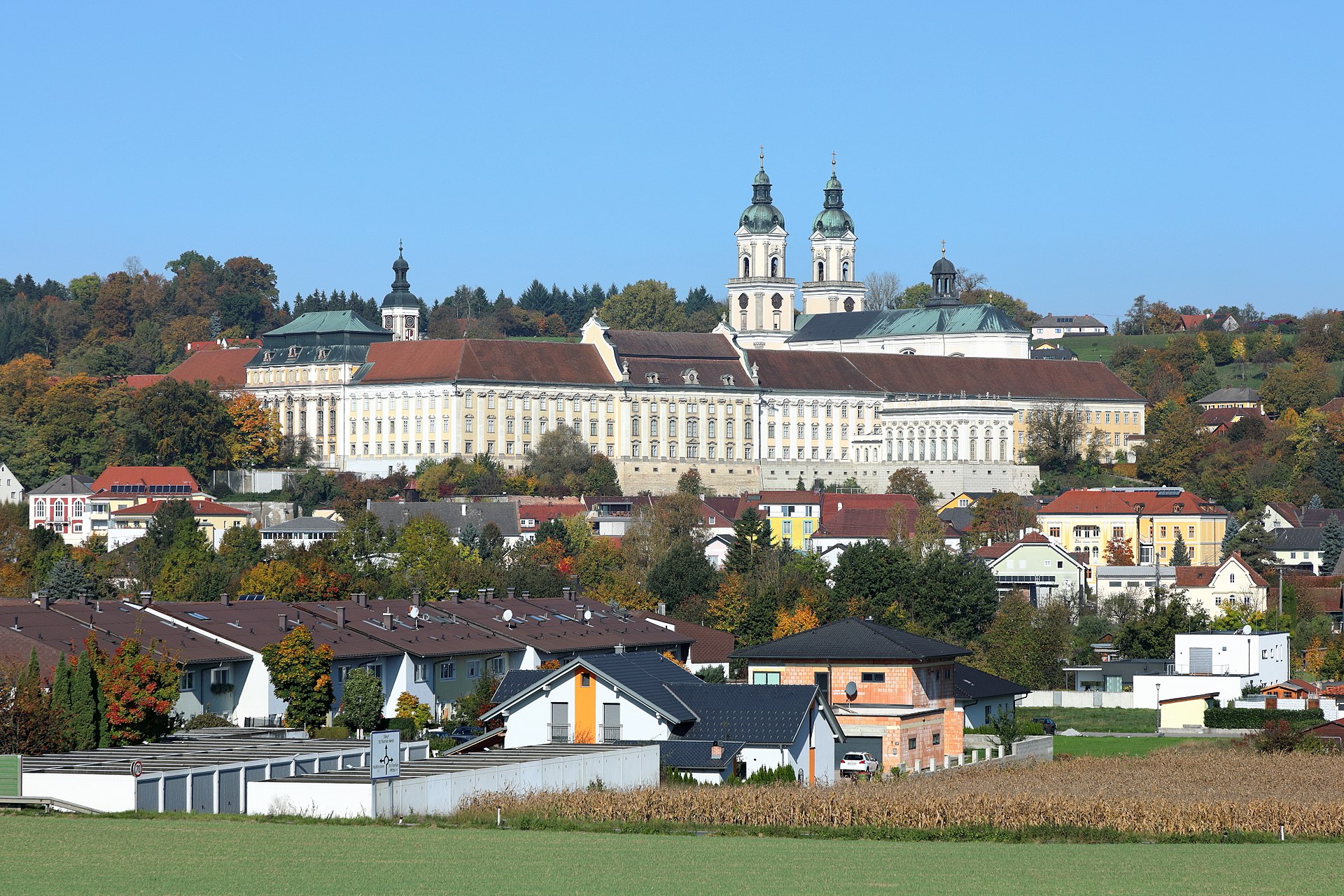 muqeddes-florian-monastiri