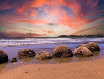 moeraki-qayalari