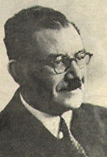 ali-moustafa-mosharafa