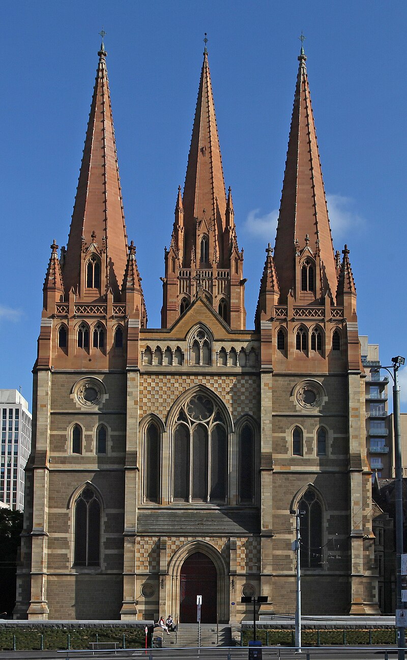 melbourne-seherinde-yerlesen-muqeddes-pavel-kafedrali