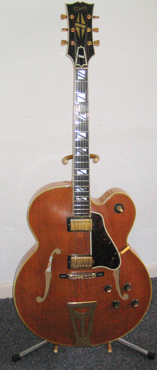 archtop-gitara-novu