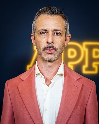 jeremy-strong
