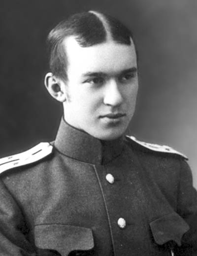 dmitry-dmitrievich-maksutov