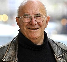 clive-james
