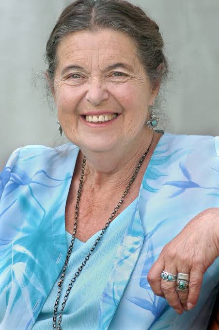 lynne-reid-banks-yazici